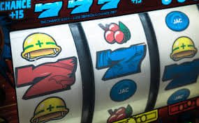 Vibrant live basketball game action on mobile devices in Philippines